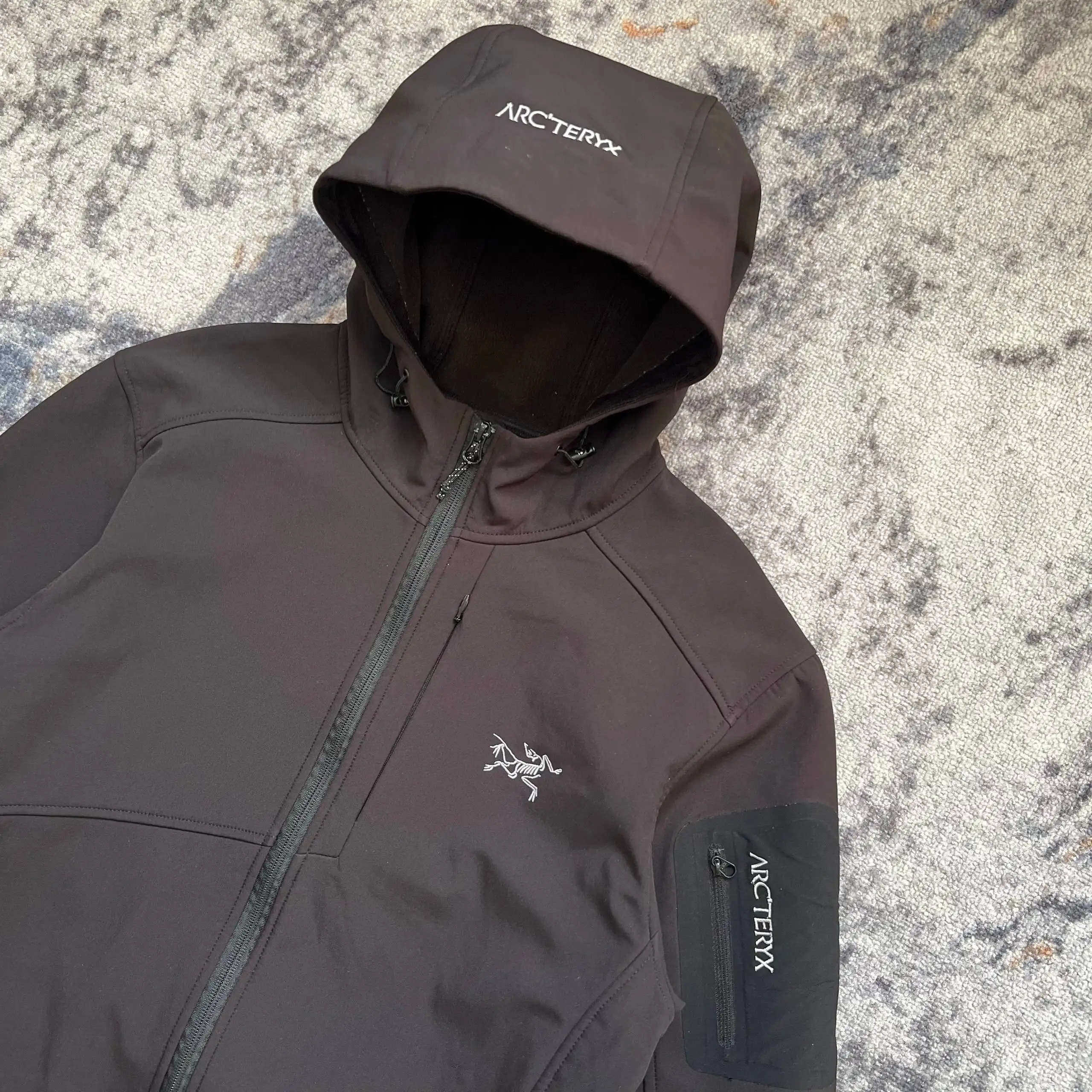 Куртка Arcteryx SoftShell - Верхняя одежда (Одежда) в Ульяновск