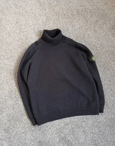 Stone Island Sweater - частное объявление в Курск