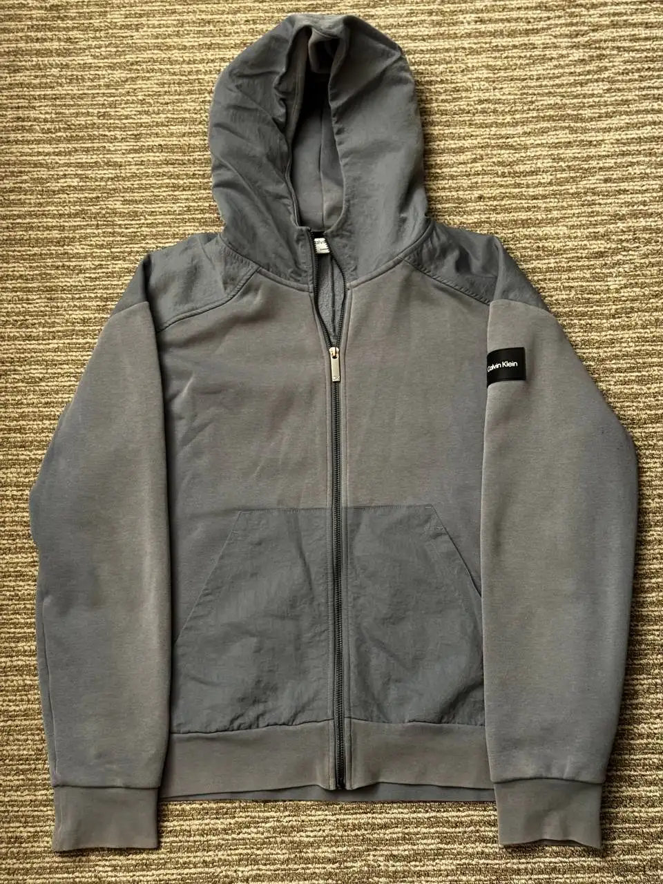 Продажа брендовой одежды и аксессуаров - Брендовая одежда (Одежда) в Курск