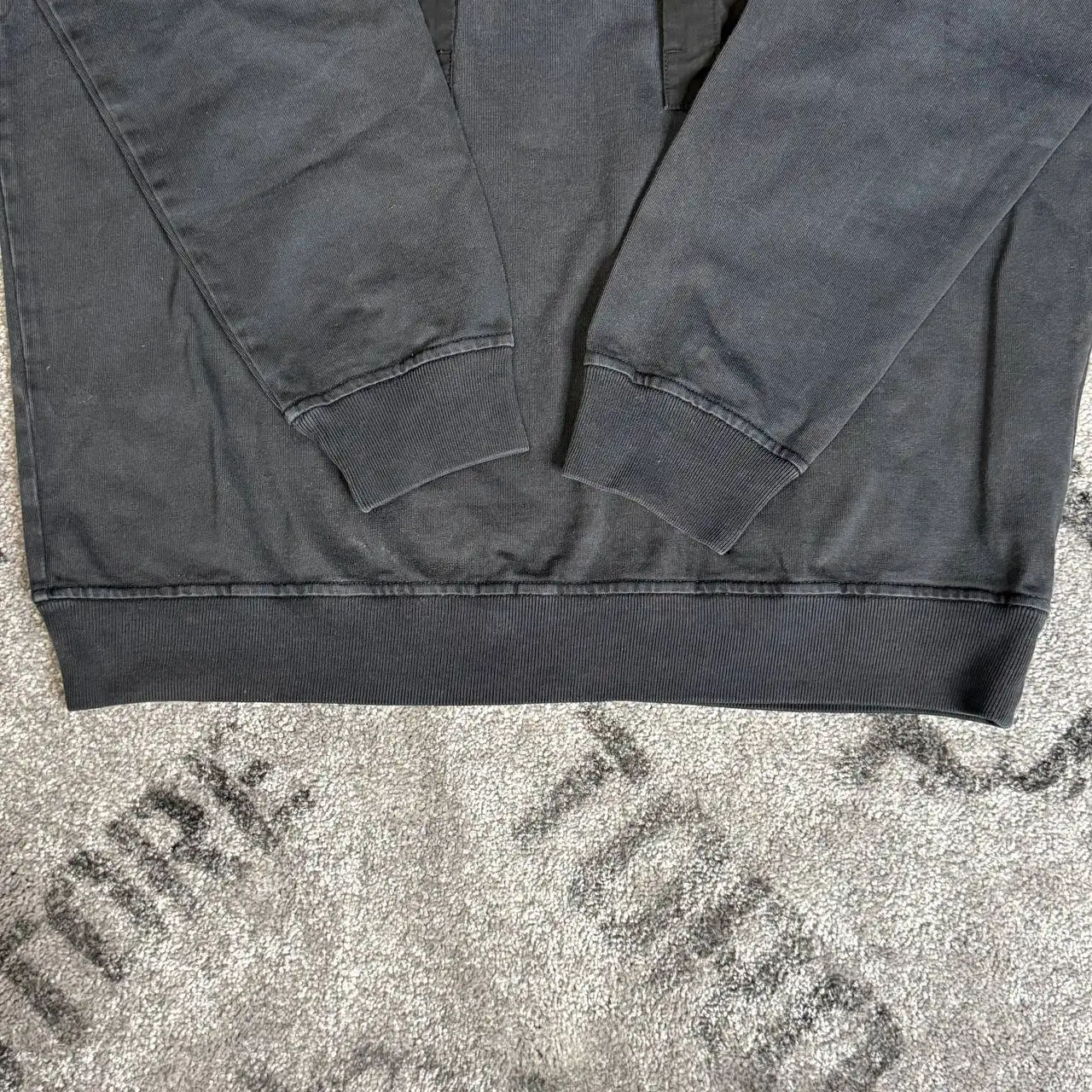 Свитшот Stone Island размер L - Свитшоты (Одежда) в Курск