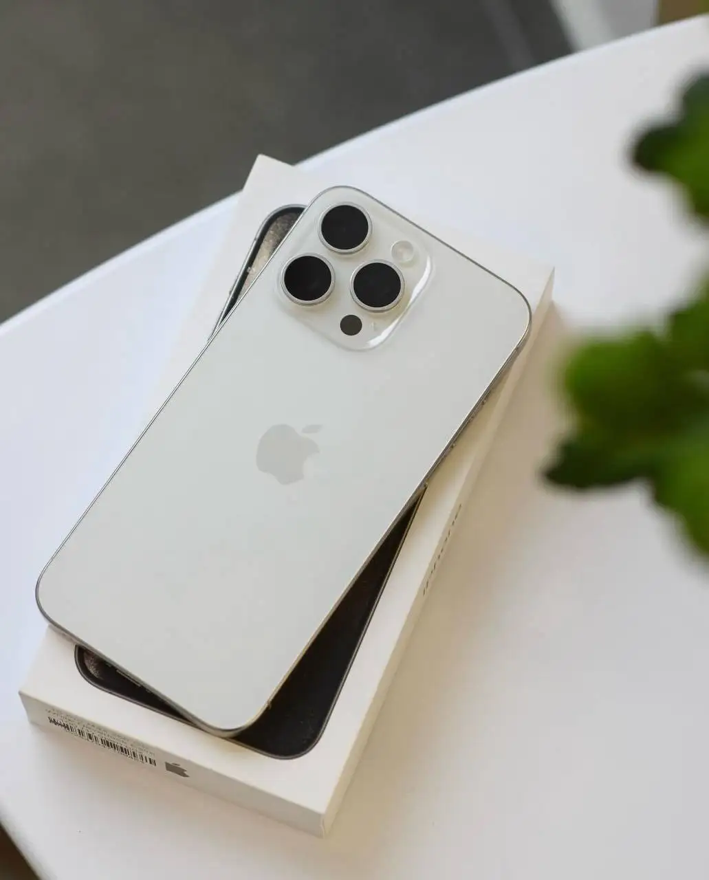 iPhone 15 Pro Max White Titanium 1Tb - Смартфоны (Электроника) в Курск