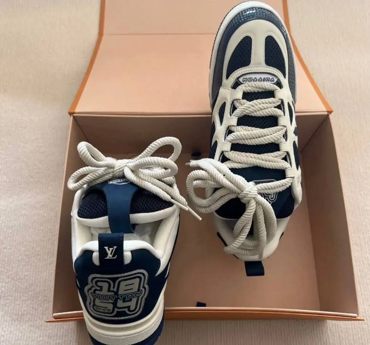 LV Skate - Люксовая реплика 1:1 кроссовки - Обувь (Барахолка) в Неизвестно