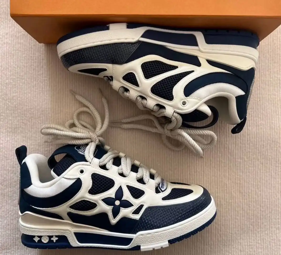 LV Skate - Люксовая реплика 1:1 кроссовки - Обувь (Барахолка) в Неизвестно