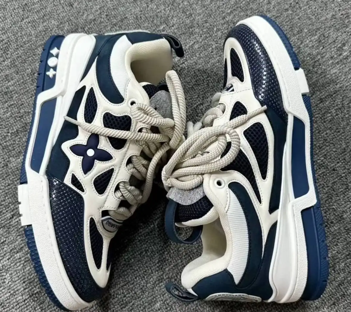 LV Skate - Люксовая реплика 1:1 кроссовки - Обувь (Барахолка) в Неизвестно