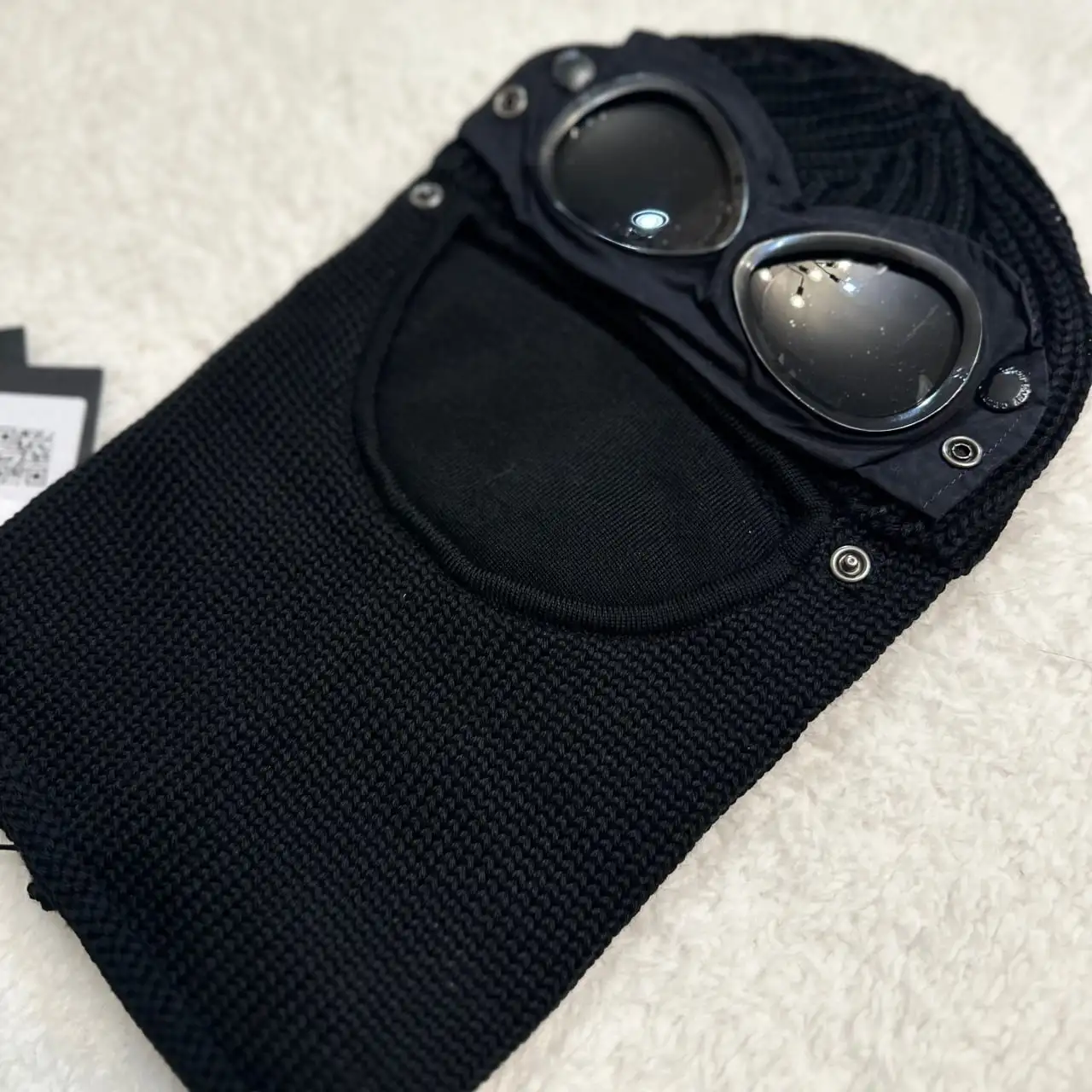 C.P. Company Sky Mask Extrafine Merino Wool Balaclava - Головные уборы (Одежда) в Курск