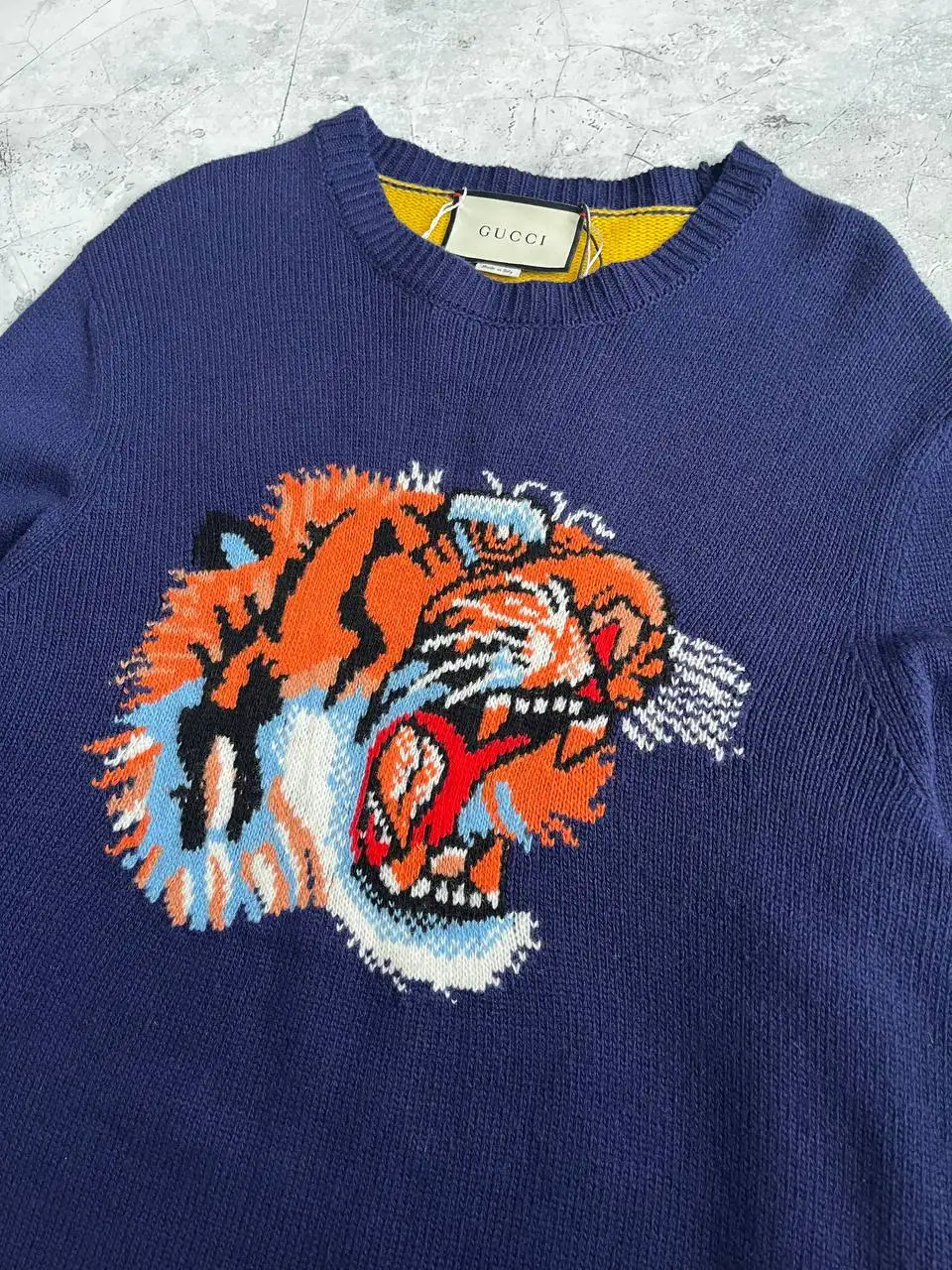 Свитера Gucci: intarsia wool и Bee Embroidered - Одежда в Новосибирск