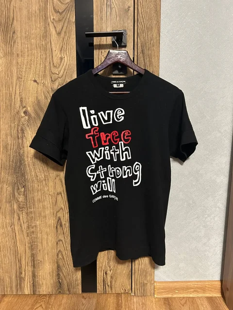 Футболка COMME des GARÇONS размер S - Футболки в Курск