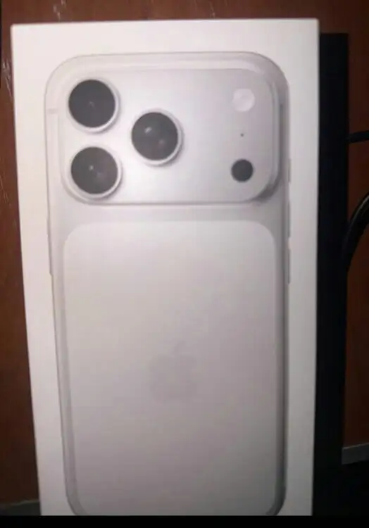 Продажа Samsung Galaxy S24 Ultra и iPhone 17 Pro Max - Смартфоны (Электроника) в Курск