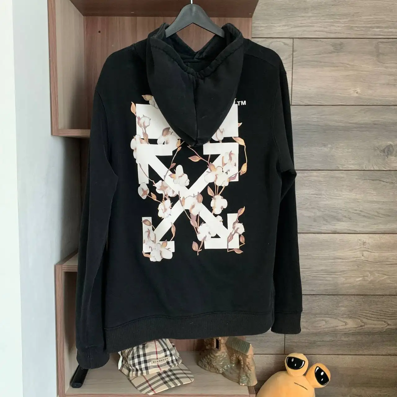 Худи Off White размер L идеальное состояние - Худи (Одежда) в Курск