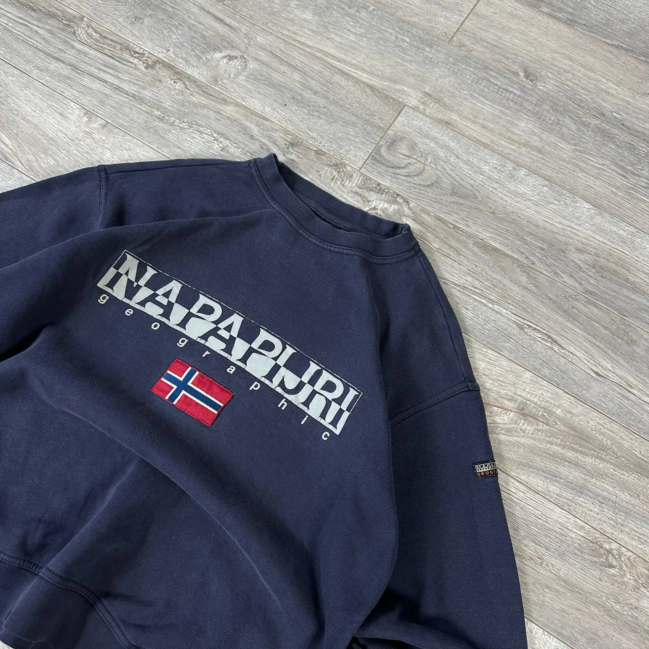 Свитшот Napapijri размер S-M оверсайз - Верхняя одежда (Одежда) в Курск