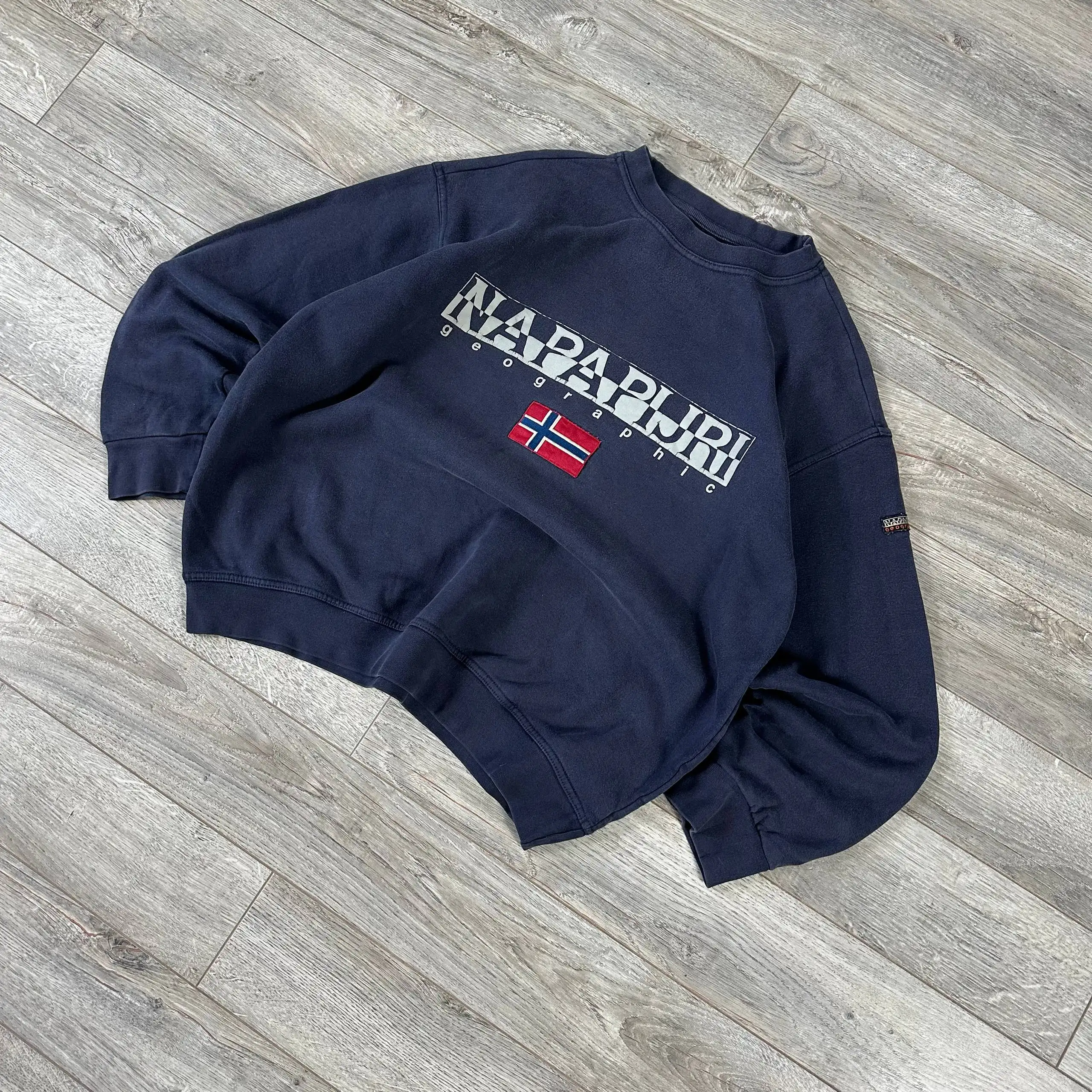 Свитшот Napapijri размер S-M оверсайз - Верхняя одежда (Одежда) в Курск