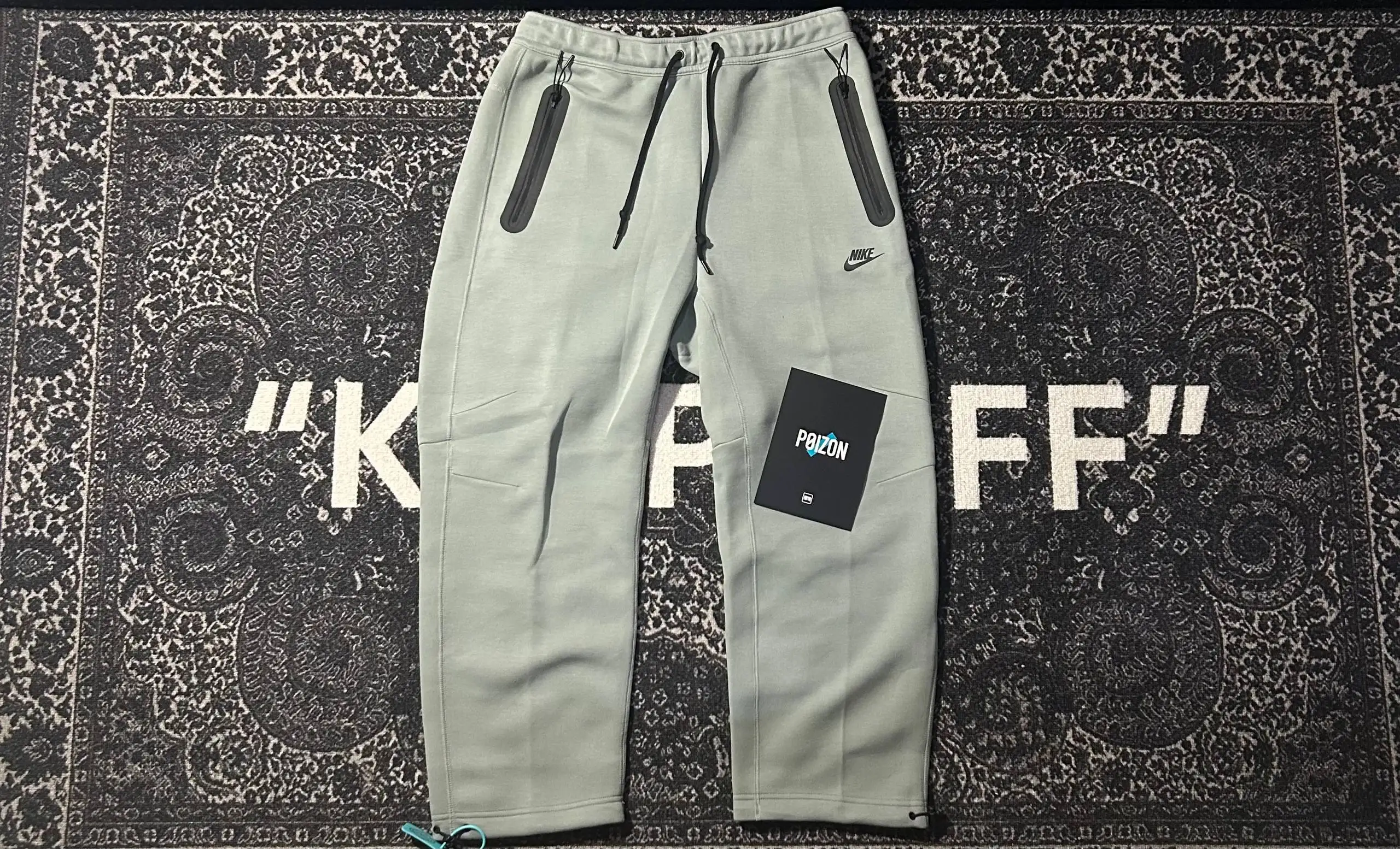 Штаны Nike Tech Fleece Grey с бирками - Спортивная одежда (Одежда) в Курск