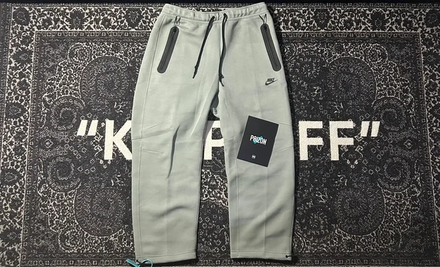 Штаны Nike Tech Fleece Grey с бирками - Спортивная одежда в Курск