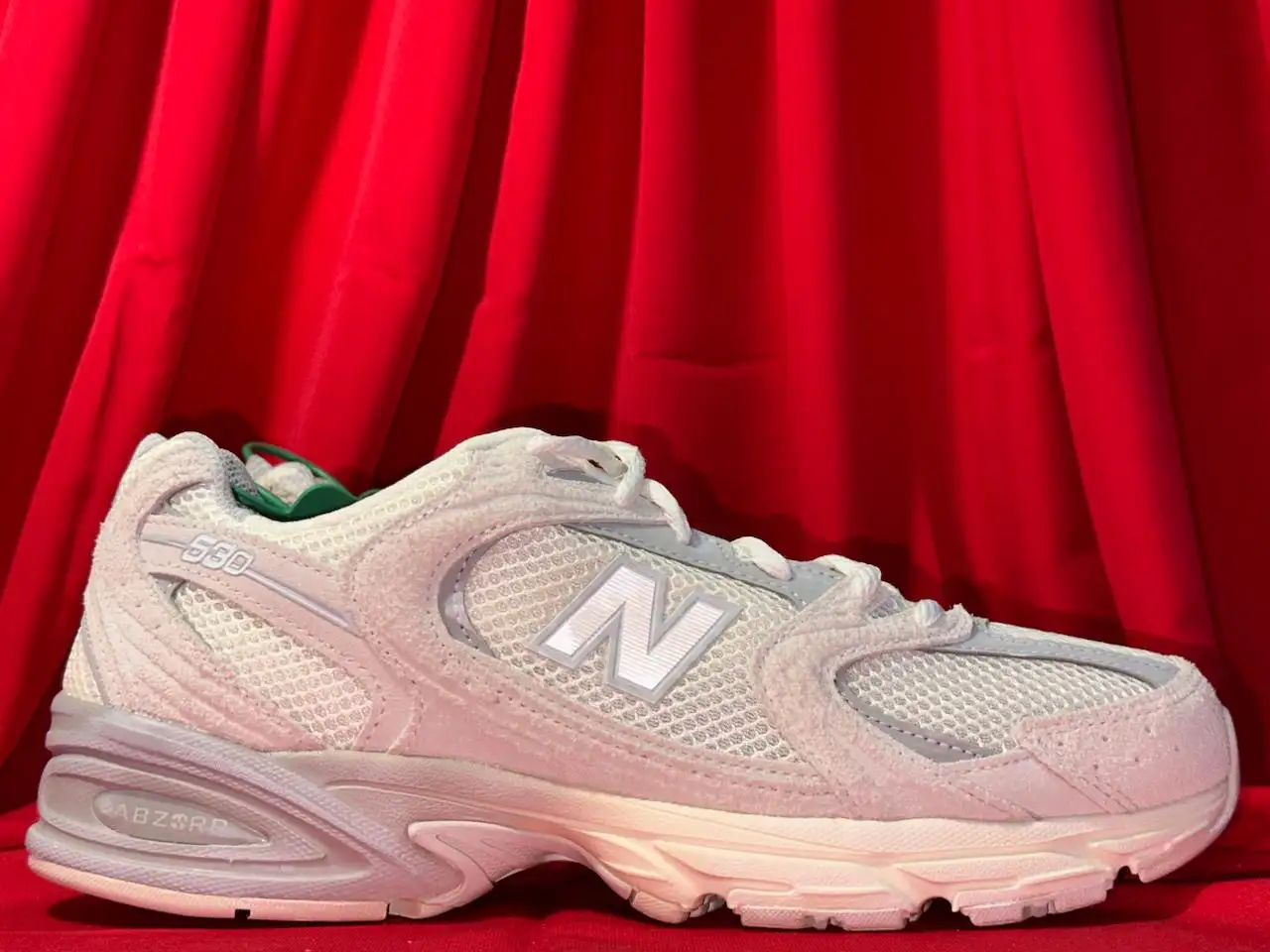 Новые кроссовки New Balance 530 Moonbeam Raw Cashew - Обувь (Одежда) в Курск