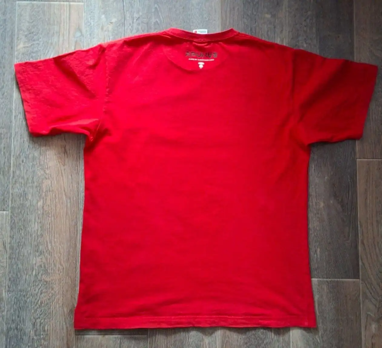 Красная футболка Adidas с мини-принтами - Футболки (Одежда) в Курск