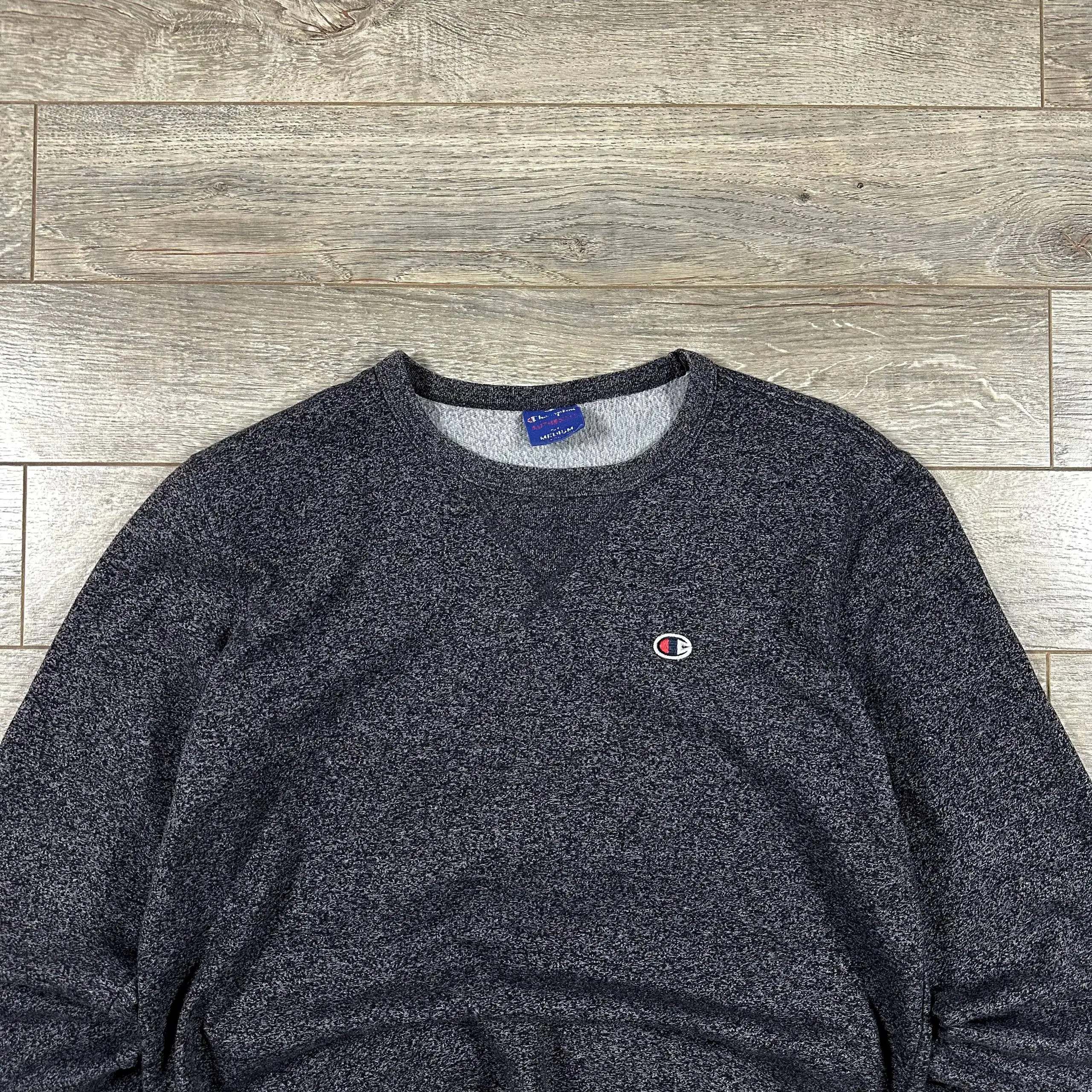 Свитшот Champion размер S-M в отличном состоянии - Верхняя одежда (Одежда) в Курск