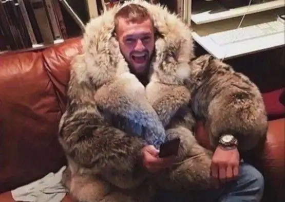 Скупка брендовой одежды и аксессуаров в Курске - Скупка (Одежда) в Курск