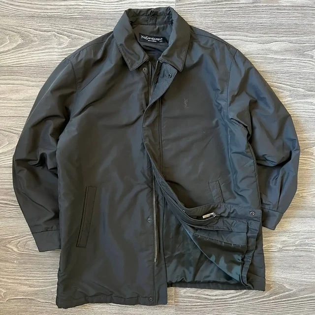 Куртка Yves Saint Laurent размер M темно-зеленого цвета - Куртки в Курск