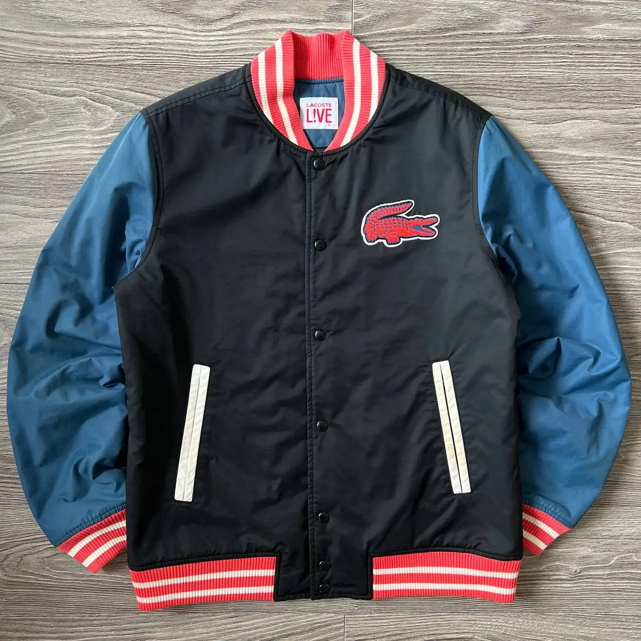 Бомбер Lacoste размер L - Верхняя одежда (Одежда) в Курск