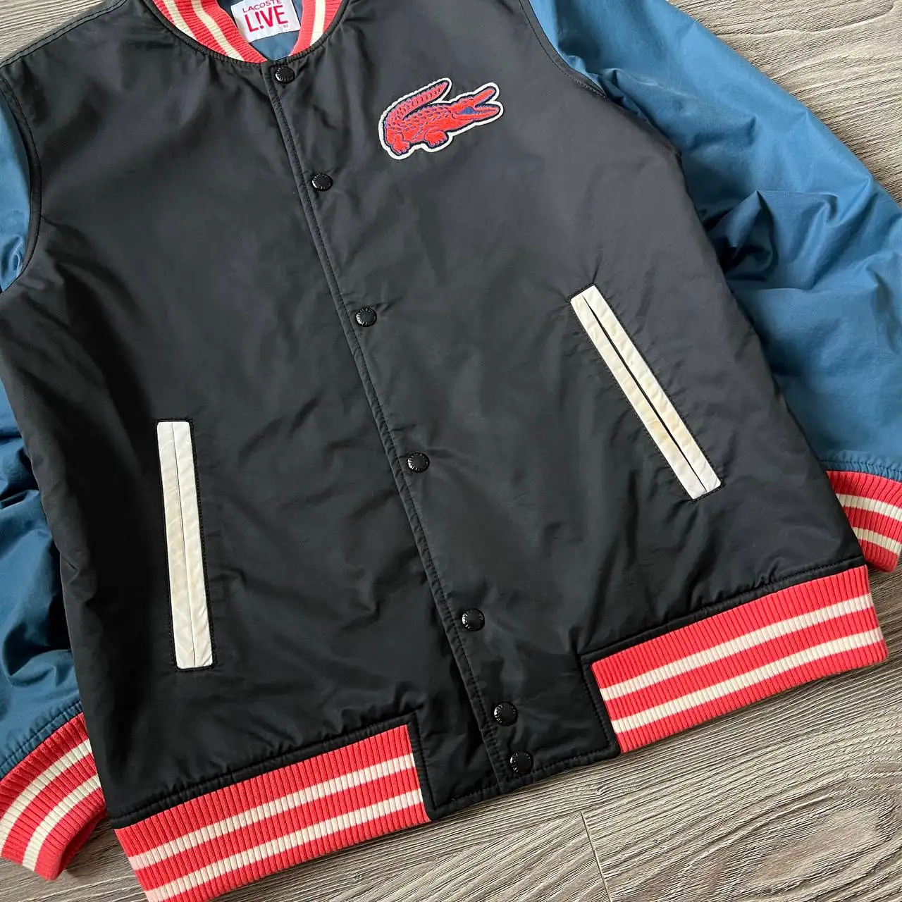 Бомбер Lacoste размер L - Верхняя одежда (Одежда) в Курск