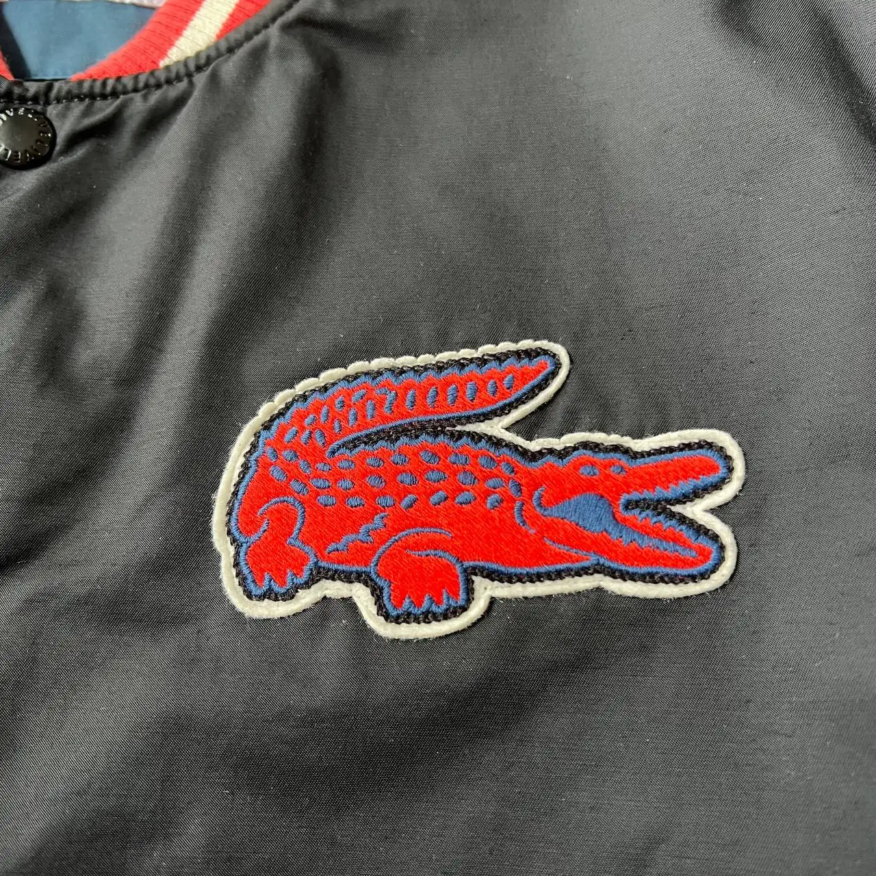 Бомбер Lacoste размер L - Верхняя одежда (Одежда) в Курск