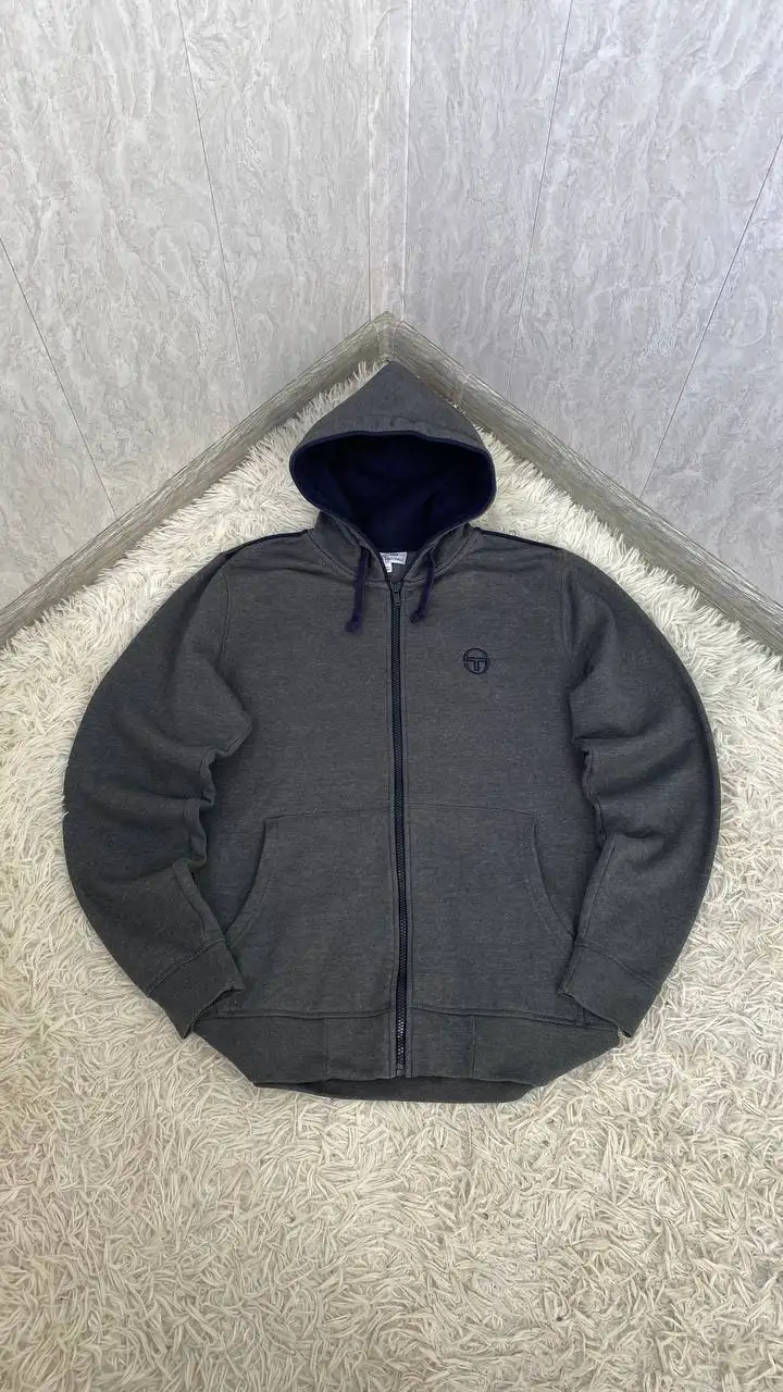 Распродажа брендовой одежды - Верхняя одежда (Одежда) в Курск