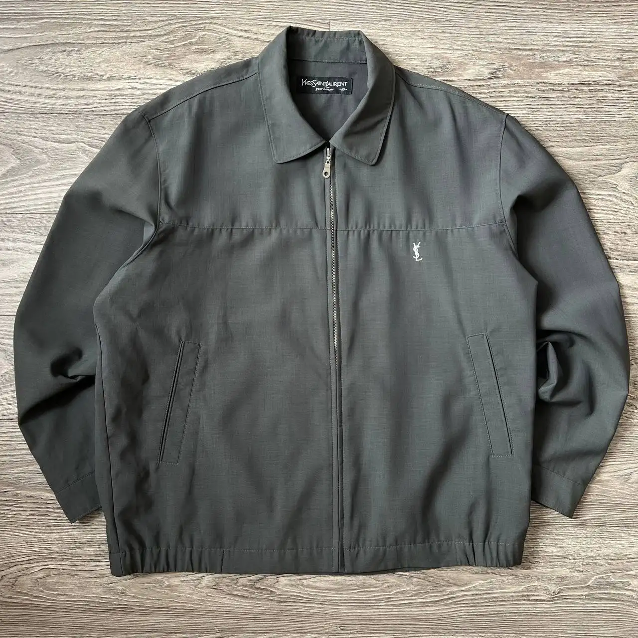 Лёгкий бомбер Yves Saint Laurent - Куртки (Одежда) в Курск