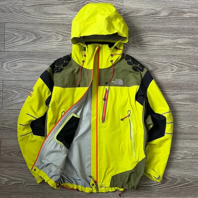 Ветровка The North Face Hyvent Summit Series, размер L - частное объявление в Неизвестно