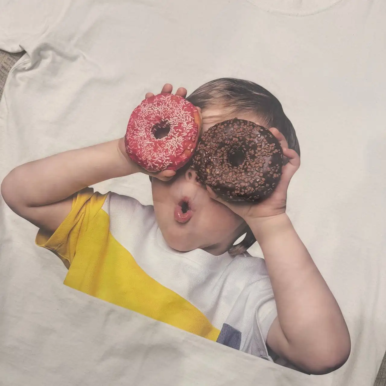 Футболка Acmé de la Vie (ADLV) - Футболки (Одежда) в Неизвестно