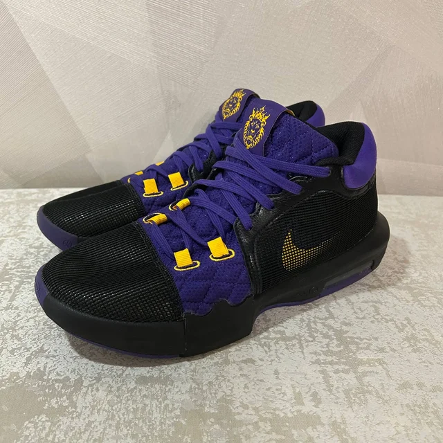 Кроссовки Nike LeBron Witness 8 - частное объявление в Курск