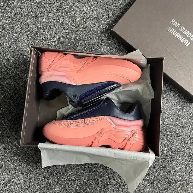 Подборка кроссовок Antei Raf Simons, Numeris, Nike Air Force 1 - частное объявление в Неизвестно