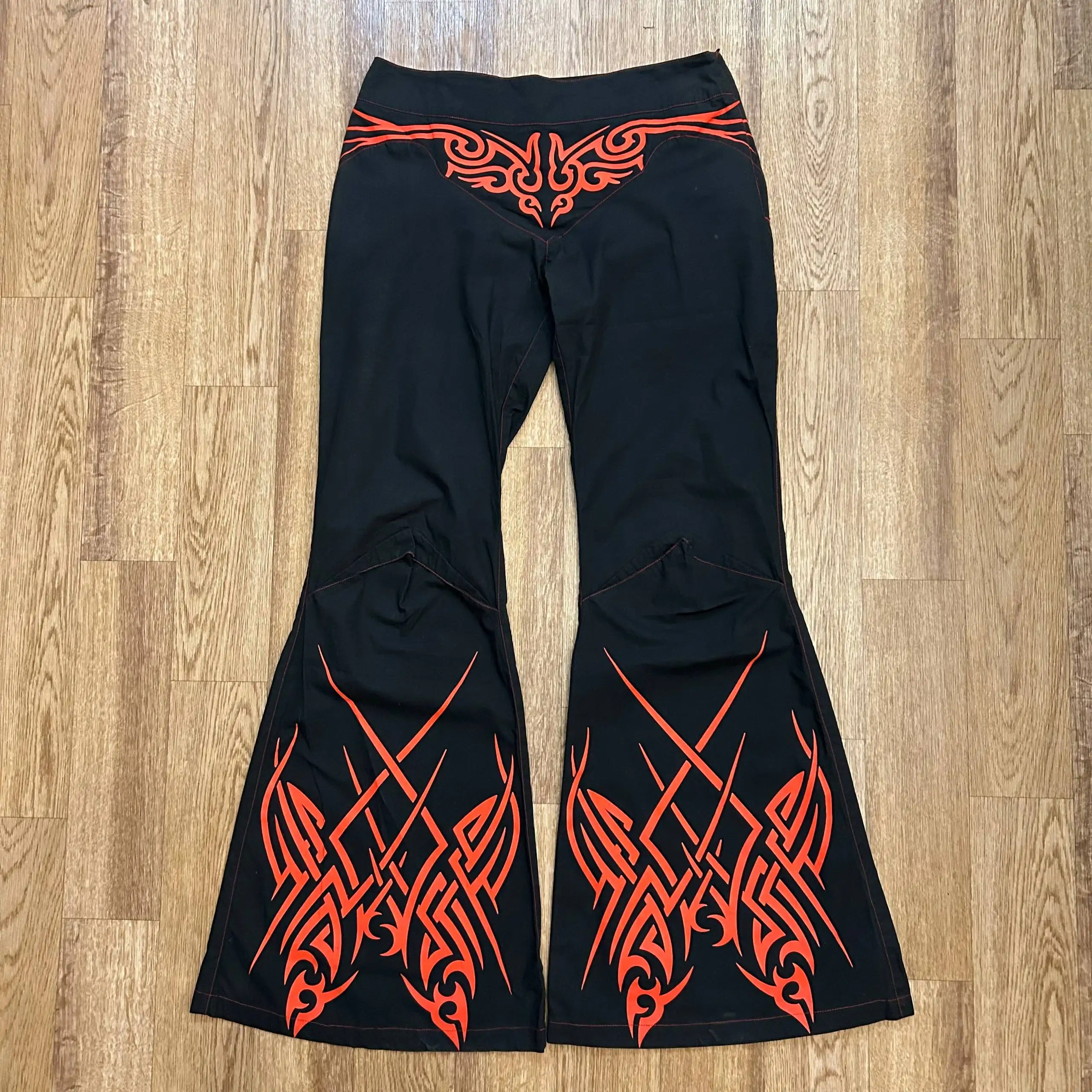 Продажа CYBERDOG LONDON pants - Брюки (Одежда) в Неизвестно