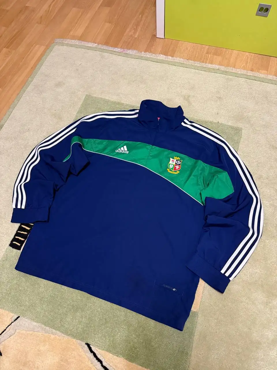 Ветровка Adidas XXXXL - Мужская одежда (Одежда) в Курск