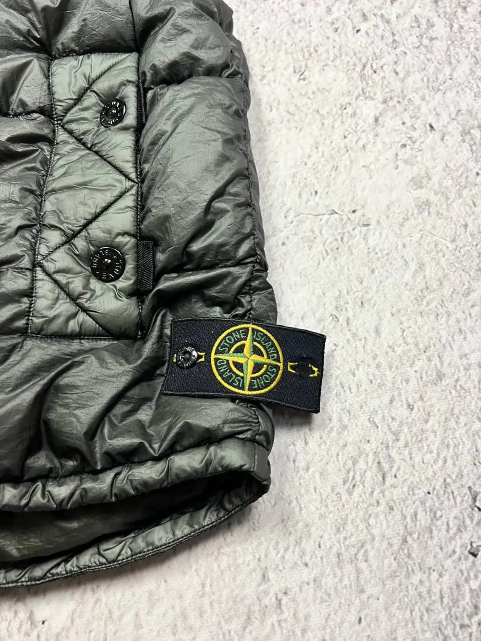 Stone Island Garment Dyed Down жилетка - Верхняя одежда (Одежда) в Неизвестно