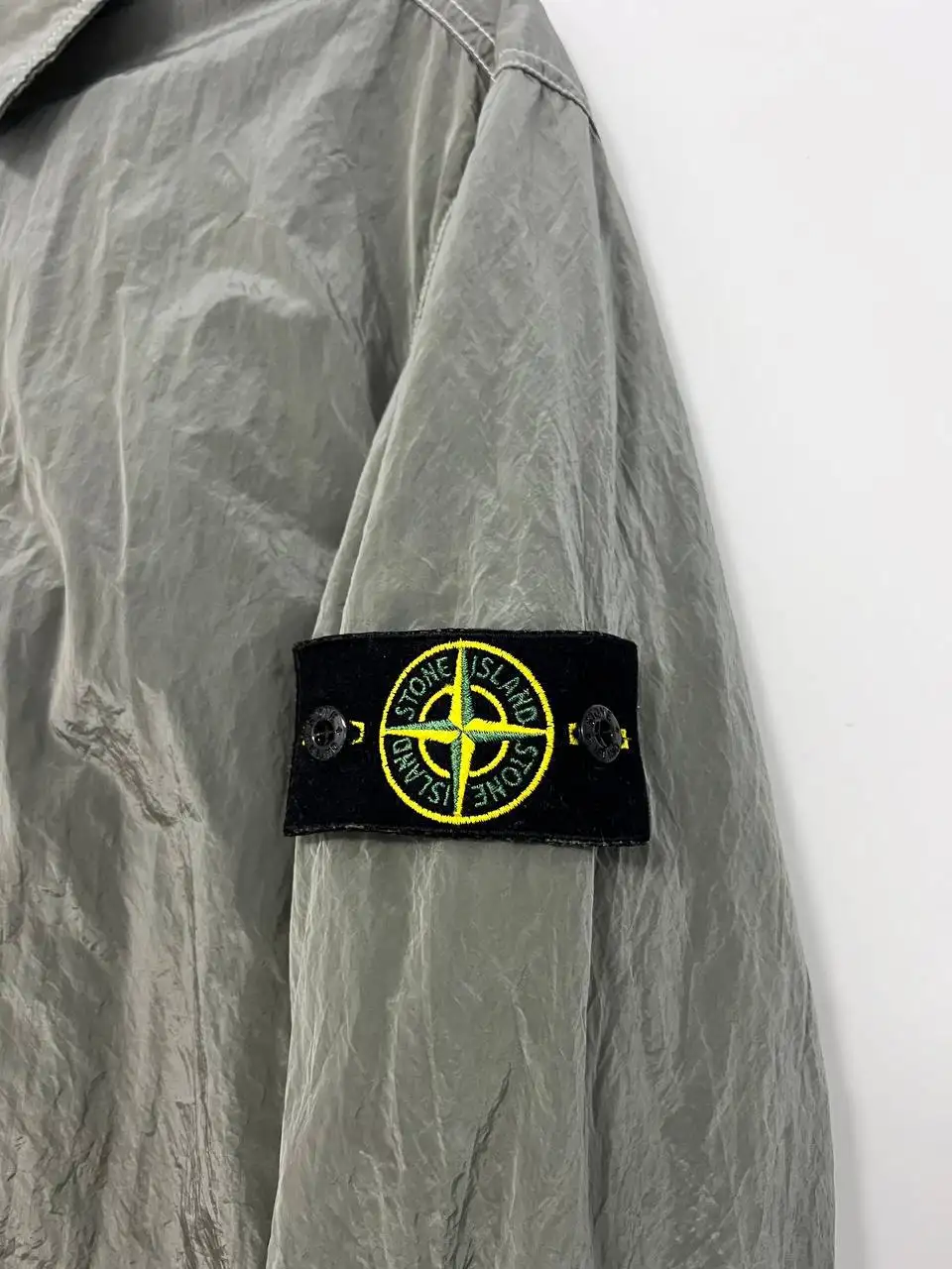 Stone Island Nylon Metal Overshirt - Верхняя одежда (Одежда) в Неизвестно