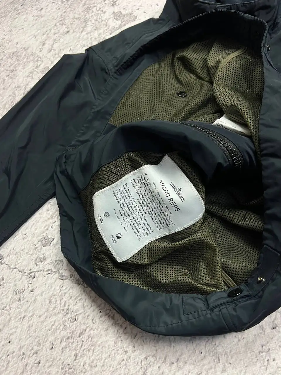 Stone Island Micro Reps Jacket - Куртки (Одежда) в Неизвестно