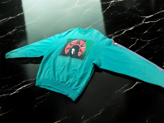 Свитер Gucci, свитшоты и худи Cav Empt, кроссовки Nike Martine Rose — барахолка | Курск - Женская одежда в Курск