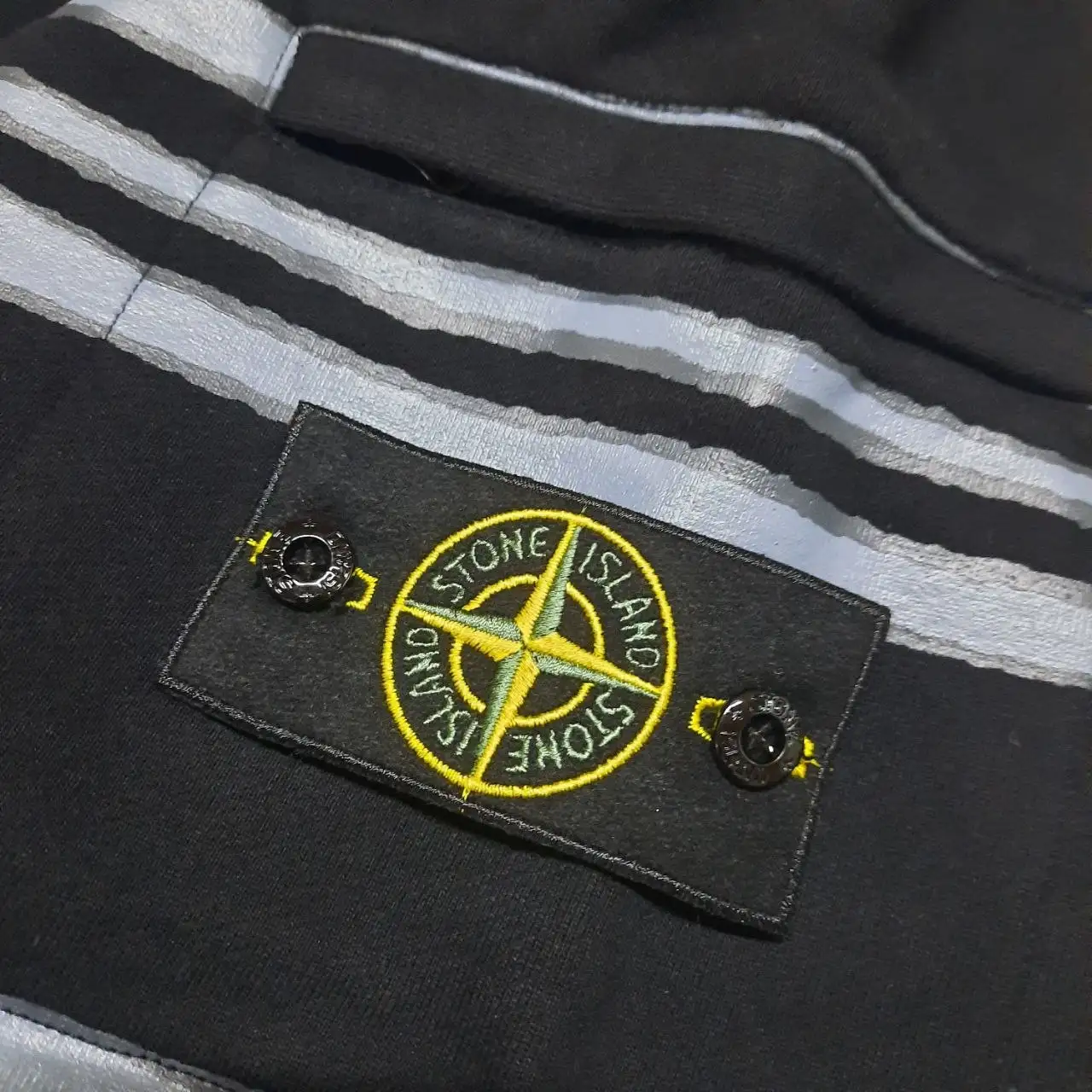 Шорты Stone Island x Supreme - Шорты и бриджи (Одежда) в Неизвестно