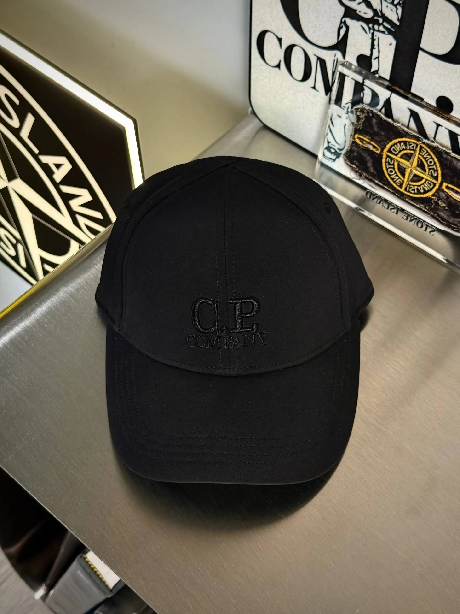 Кепка C.P. Company Cap - Головные уборы (Одежда) в Санкт-Петербург