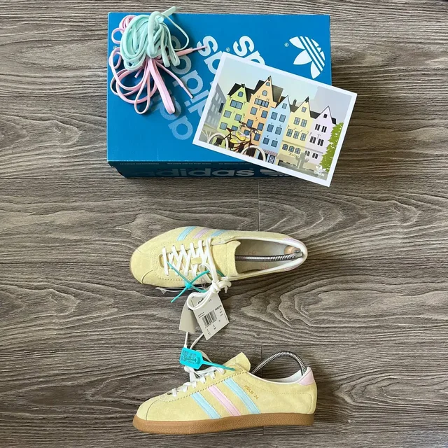 Новые кроссовки Adidas Köln - Реплики в Неизвестно