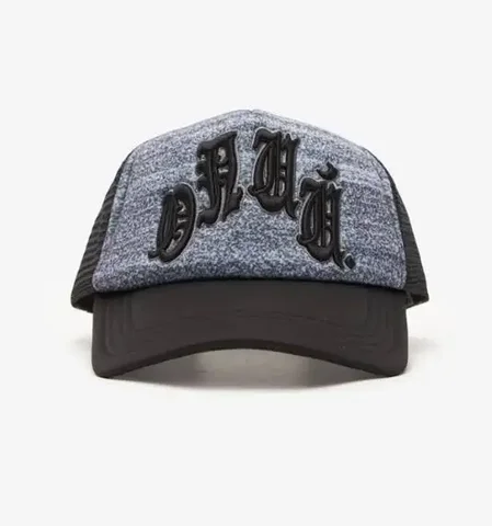 Gutta Noise Trucker Hat - Новый оригинал - Одежда для женщин в Москва