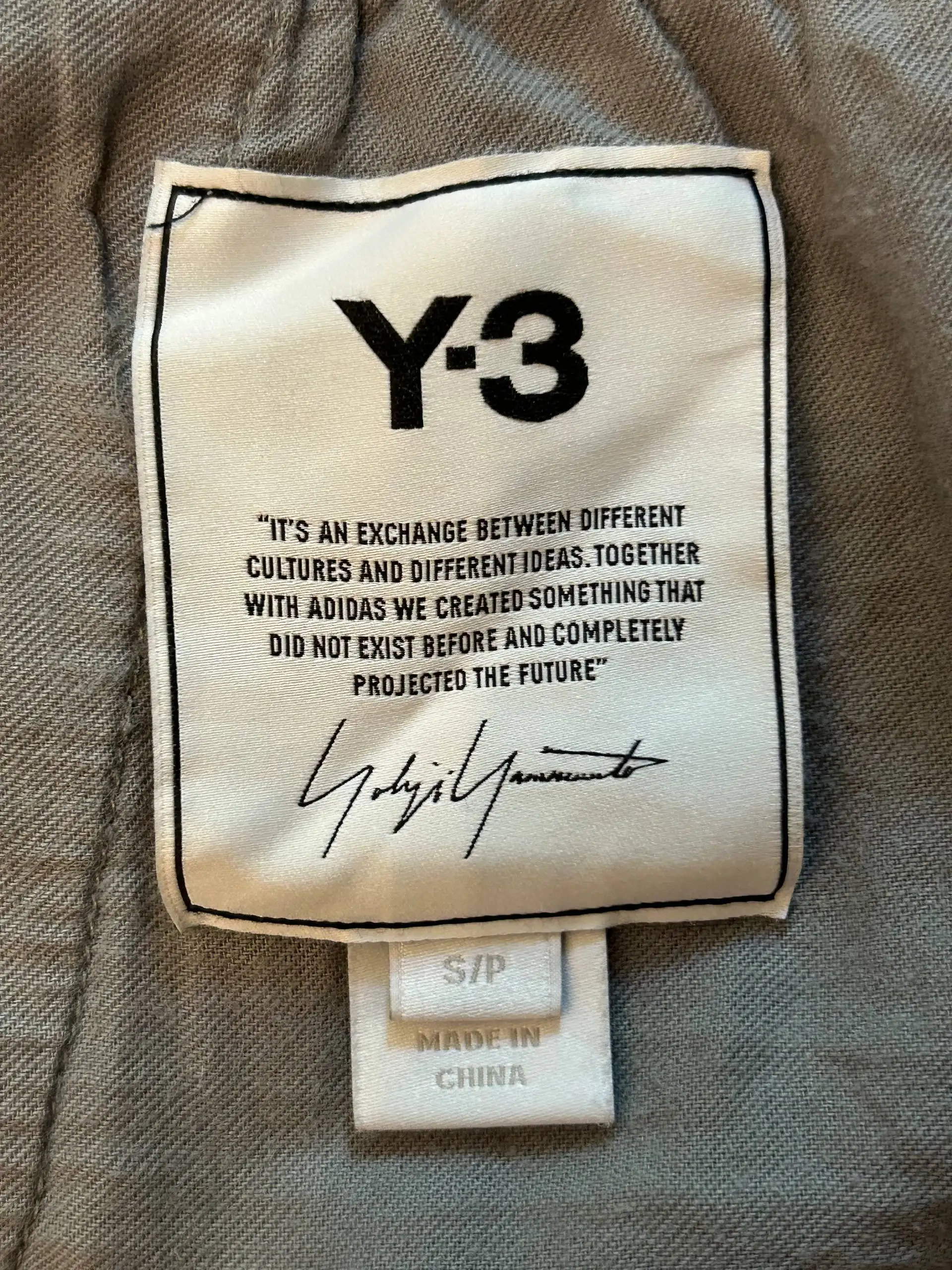 Шорты Adidas Yohji Yamamoto Y-3 размер S - Шорты (Одежда) в Неизвестно