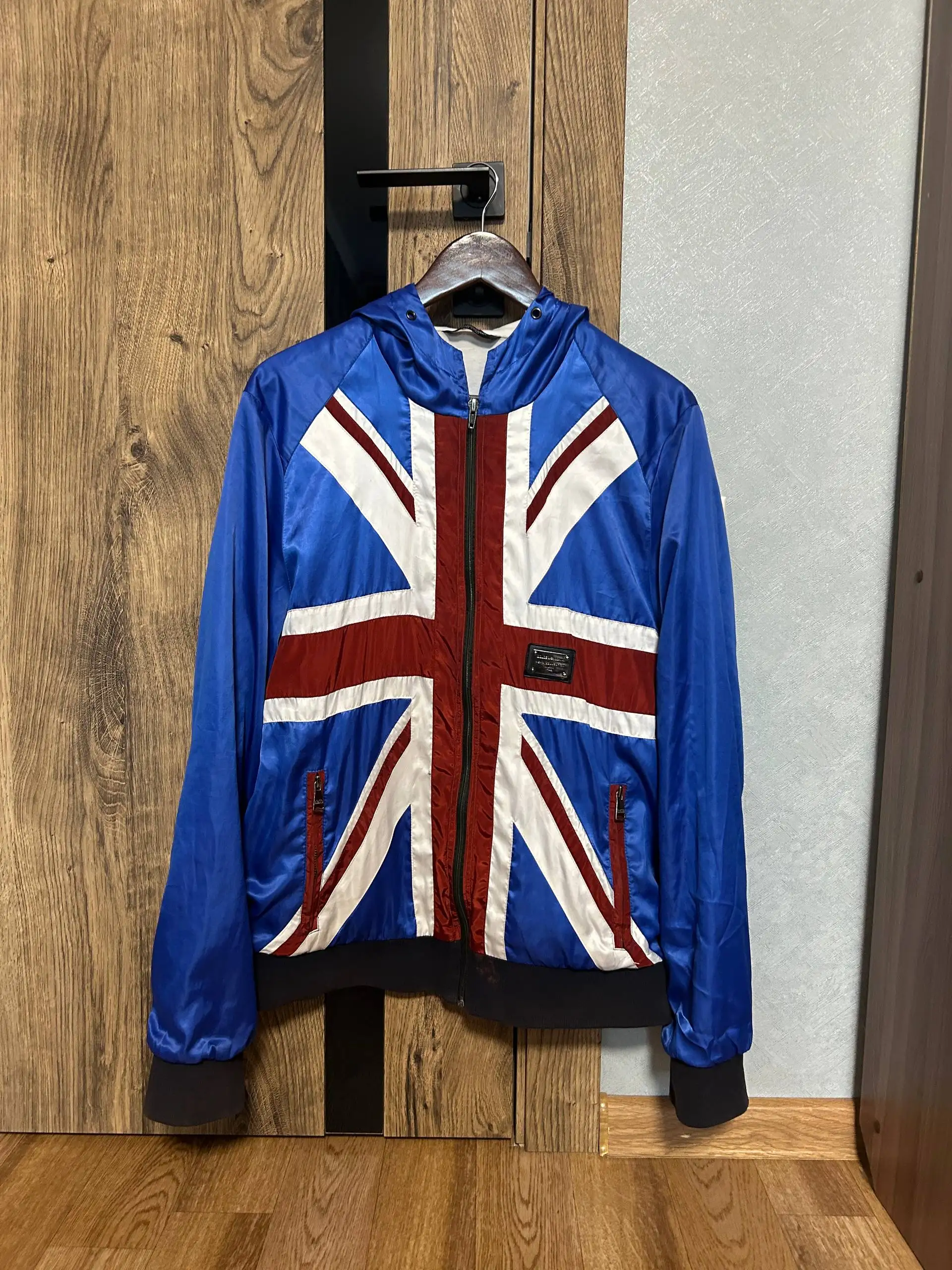 Ветровка Dolce & Gabbana England - Верхняя одежда (Одежда) в Курск