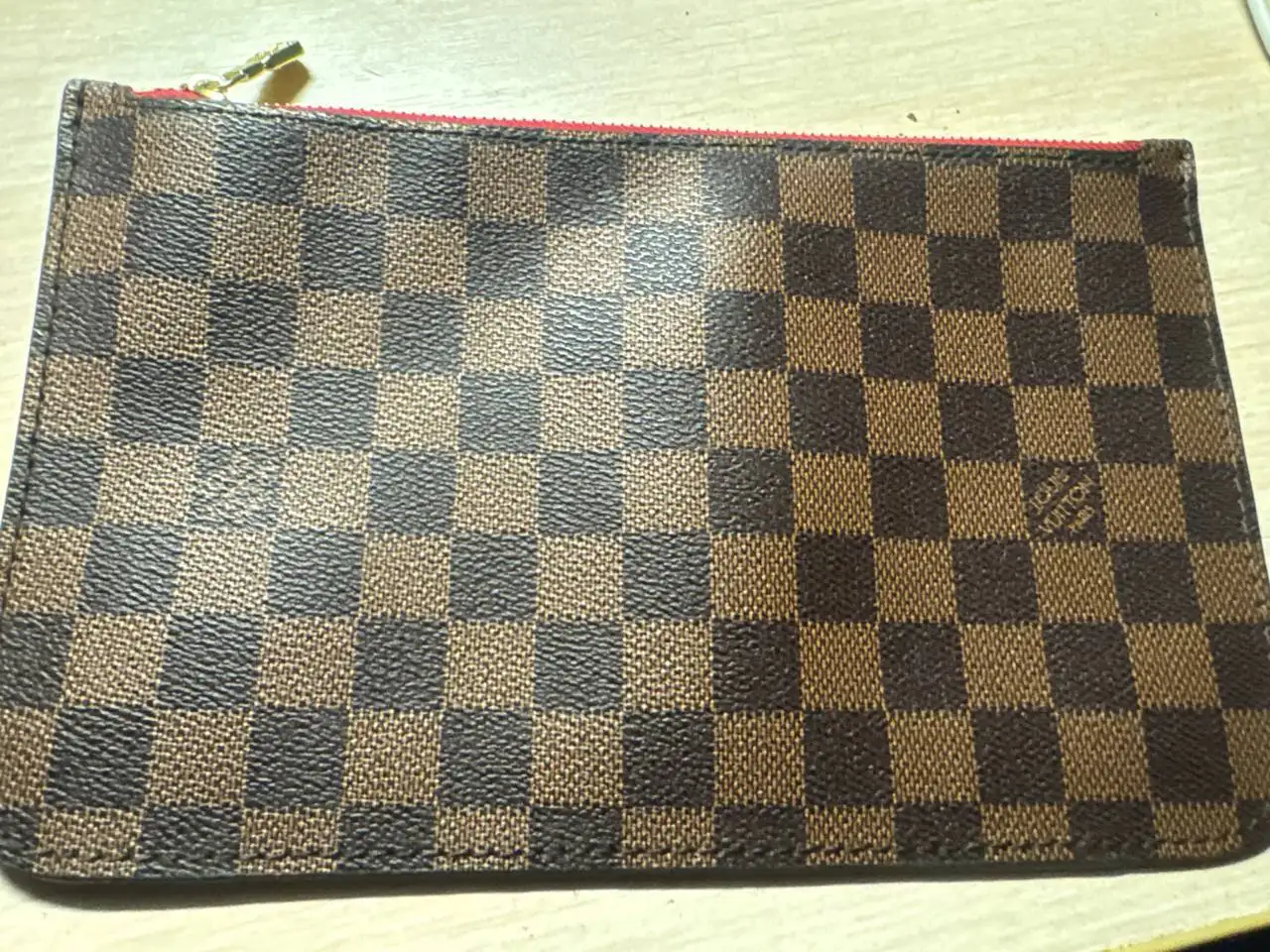 Клатч Louis Vuitton - Барахолка в Москва