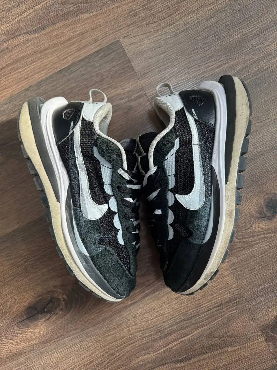 Продажа MCM Nike и Gucci - Обувь (Одежда) в Kursk