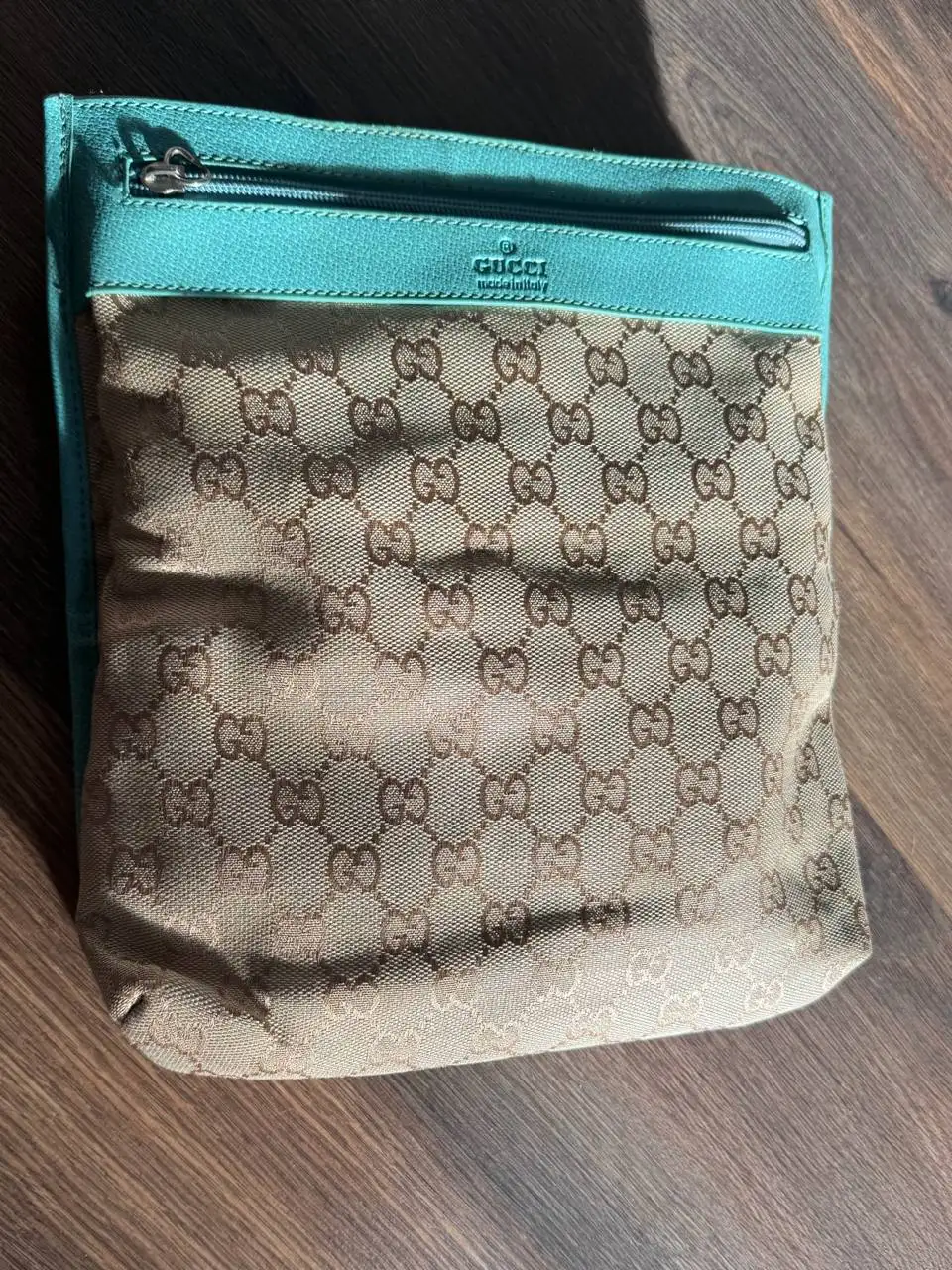 Продажа MCM Nike и Gucci - Обувь (Одежда) в Kursk