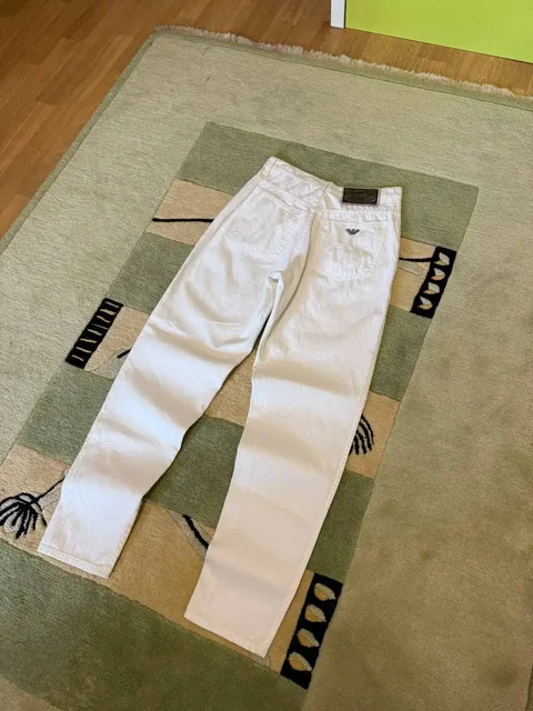Джинсы Armani 29 размер - Женская одежда в Курск