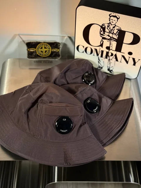 C.P. Company Chrome-r Lens Bucket Hat - Коляски в Санкт-Петербург