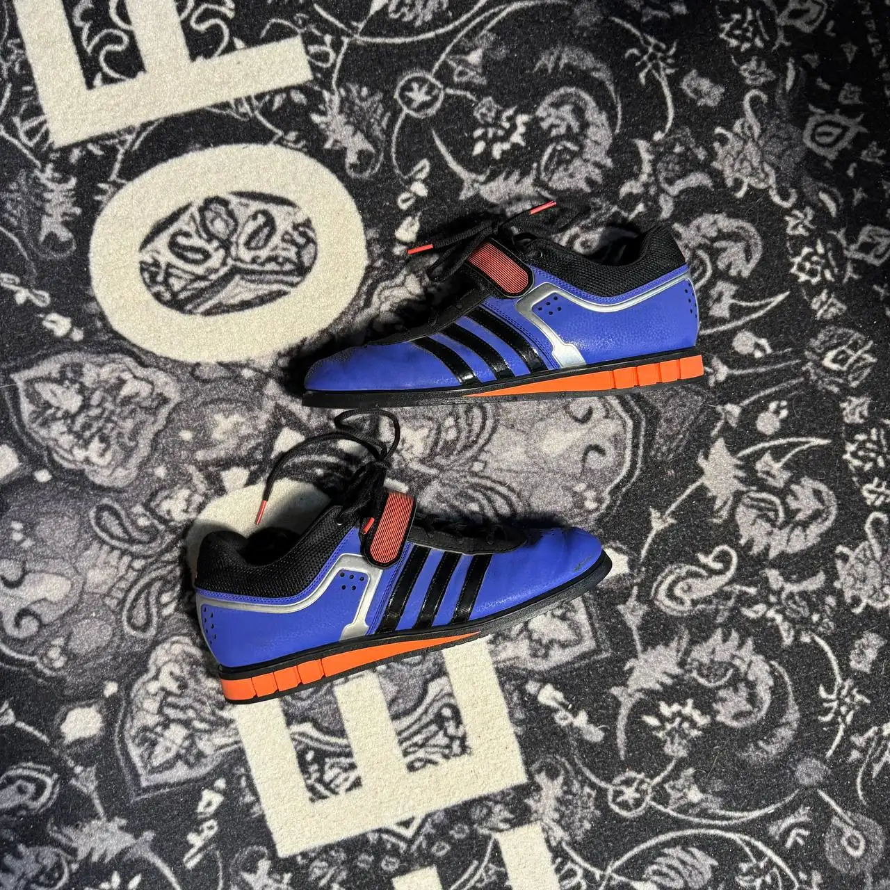 Кроссовки Adidas новые - Обувь (Одежда) в Курск