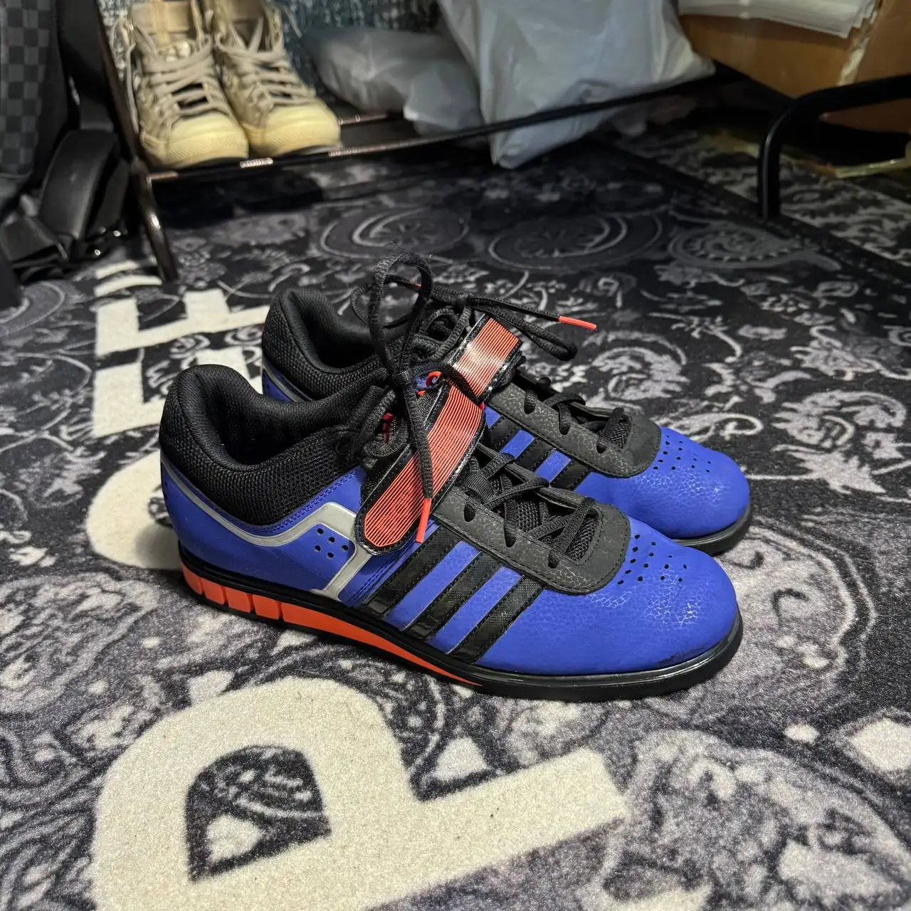 Кроссовки Adidas новые - Обувь (Одежда) в Курск